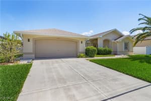 2201 17th Place, Cape Coral, FL 33990 - MLS#2025011715