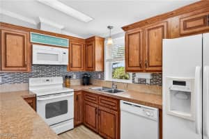 5720 Maplewood Court, Fort Myers, FL 33905 - MLS#2025011769