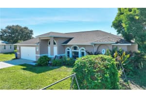 575 Bourse Circle, Lehigh Acres, FL 33974 Sold 12/01/25