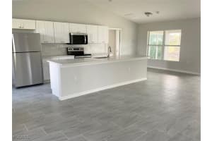 1708 33rd Lane, Cape Coral, FL 33909 - MLS#2025011837