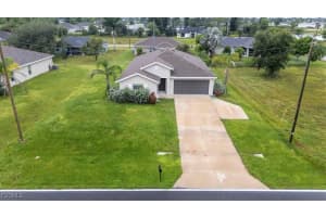 2224 23rd Terrace, Cape Coral, FL 33993 - MLS#2025011873