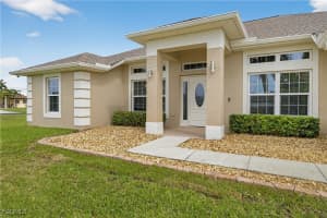 1911 38 Lane, Cape Coral, FL 33914 - MLS#2025011879