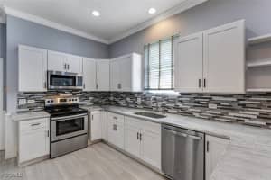 9141 Garden Pointe, Fort Myers, FL 33908 - MLS#2025011952