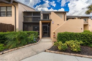15444 Admiralty Cir 4, North Fort Myers