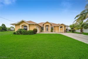 621 37th Avenue, Cape Coral, FL 33993 - MLS#2025012019