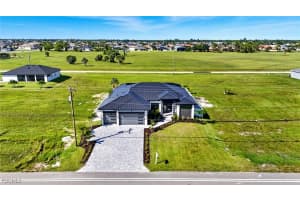 3417 Gulfstream Parkway, Cape Coral, FL 33993 - MLS#2025012029