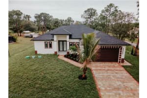 300 E 5th St, Lehigh Acres