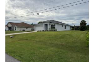 2720 Nw 20th Ter, Cape Coral
