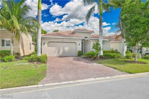 3208 Royal Gardens Avenue, Fort Myers, FL 33916 - MLS#2025012066