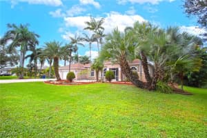 5911 199 Avenue, Pembroke Pines, FL 33332-1584 - MLS#2025012087