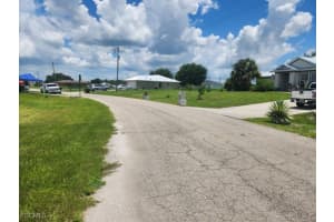  Saturn CT, Labelle, FL 33935 - MLS#2025012109