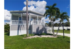 63 Poplar Place, Fort Myers, FL 33908 - MLS#2025012186