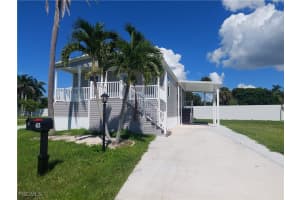 63 Poplar Place, Fort Myers, FL 33908 - MLS#2025012186