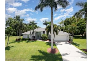 844 17th Terrace, Cape Coral, FL 33991 - MLS#2025012238