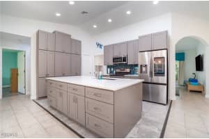 844 17th Terrace, Cape Coral, FL 33991 - MLS#2025012238