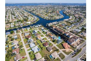 908 35th Terrace, Cape Coral, FL 33904 - MLS#2025012248
