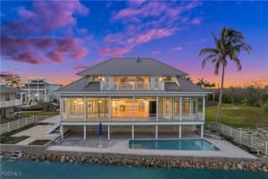 2272 Macadamia St, St James City
