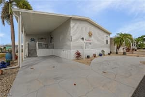 3057 Sloop Ln, St James City