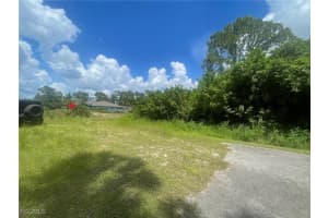 722 Wellington Avenue, Lehigh Acres, FL 33972 - MLS#2025012323