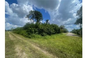 722 Wellington Avenue, Lehigh Acres, FL 33972 - MLS#2025012323