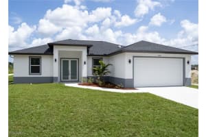2812 21st Street, Lehigh Acres, FL 33971 - MLS#2025012360