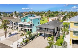 121 Gulfview Avenue, Fort Myers Beach, FL 33931 - MLS#2025012373