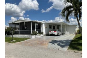 566 Hogan Dr, North Fort Myers, FL 33903 - MLS#2025012424