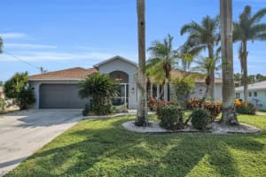 232 El Dorado Parkway, Cape Coral, FL 33914 - MLS#2025012579