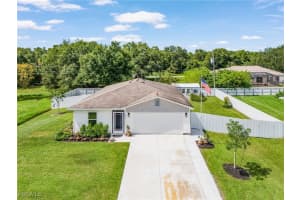 6073 Latimer Ave, Fort Myers