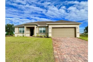323 20th Terrace, Cape Coral, FL 33993 - MLS#2025012641