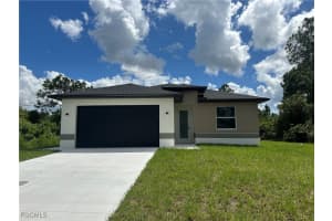 325 Broward Ave, Lehigh Acres