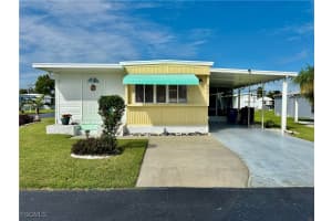 892 Homestead Dr, North Fort Myers