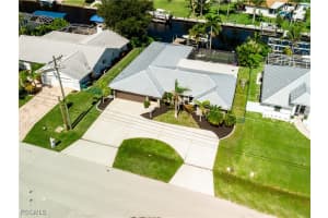 2512 20th Place, Cape Coral, FL 33904 - MLS#2025012784