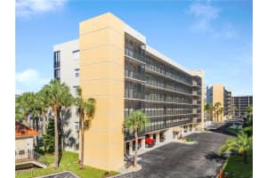 4491 Bay Beach Ln 133, Fort Myers Beach
