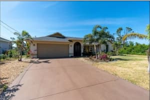 11195 Seabreeze Avenue, Port Charlotte, FL 33981 - MLS#2025012891