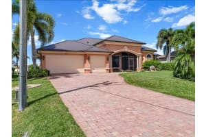 320 26th Avenue, Cape Coral, FL 33993 - MLS#2025012894