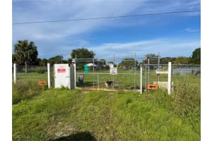 360 Brida Street, Clewiston, FL 33440 - MLS#2025012900
