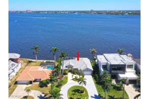 5727 Riverside Drive, Cape Coral, FL 33904 - MLS#2025012978