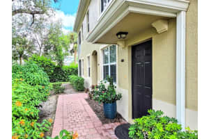 8541 Oakshade Circle, Fort Myers, FL 33919 - MLS#2025012991