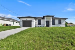 3919 8th Street, Lehigh Acres, FL 33976 - MLS#2025013073
