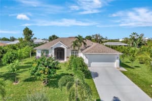 831 17th Terrace, Cape Coral, FL 33991 - MLS#2025013176