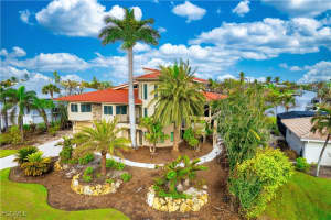 766 Sand Dollar Dr, Sanibel