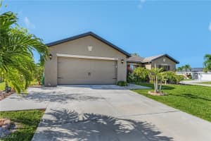2102 Bolado Parkway, Cape Coral, FL 33990 - MLS#2025013213