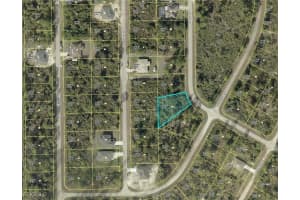 566 Silver Avenue, Lehigh Acres, FL 33974 - MLS#2025013228