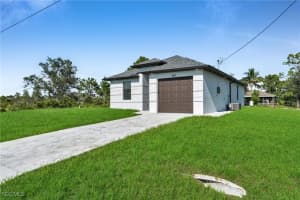 1146 Ecrue Street, Lehigh Acres, FL 33974 Sold 11/25/25