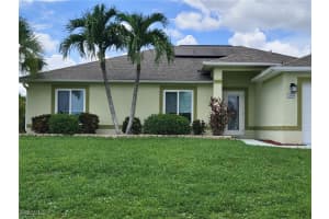 1300 8th Place, Cape Coral, FL 33993 - MLS#2025013359