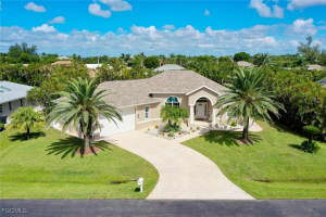 13570 Harbour Ridge Dr, Fort Myers