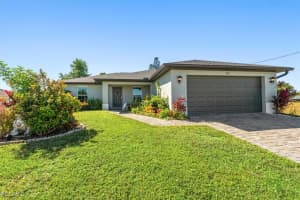 202 20th Terrace, Cape Coral, FL 33909 - MLS#2025013479