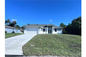5044 WILD GOOSE Circle, Labelle, FL 33935 - MLS#2025013513