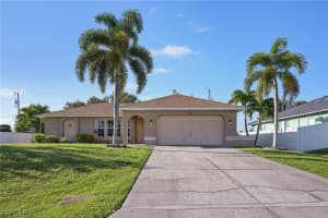 2002 15th Terrace, Cape Coral, FL 33909 - MLS#2025013550